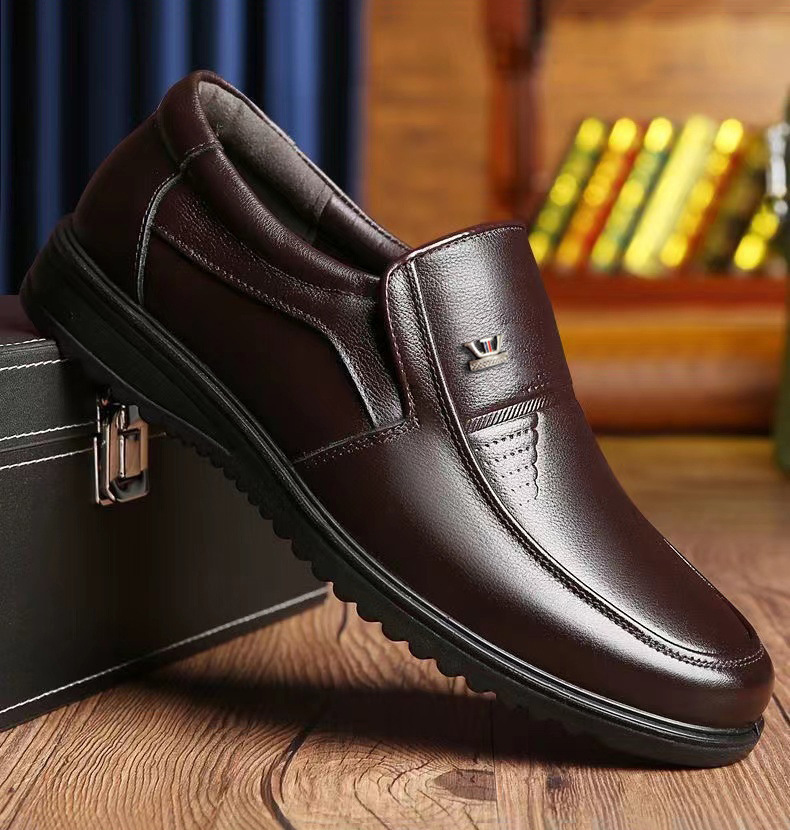 Men's Casual Leather Shoes Slip-on Soft Sole Soft Leather - Image 4