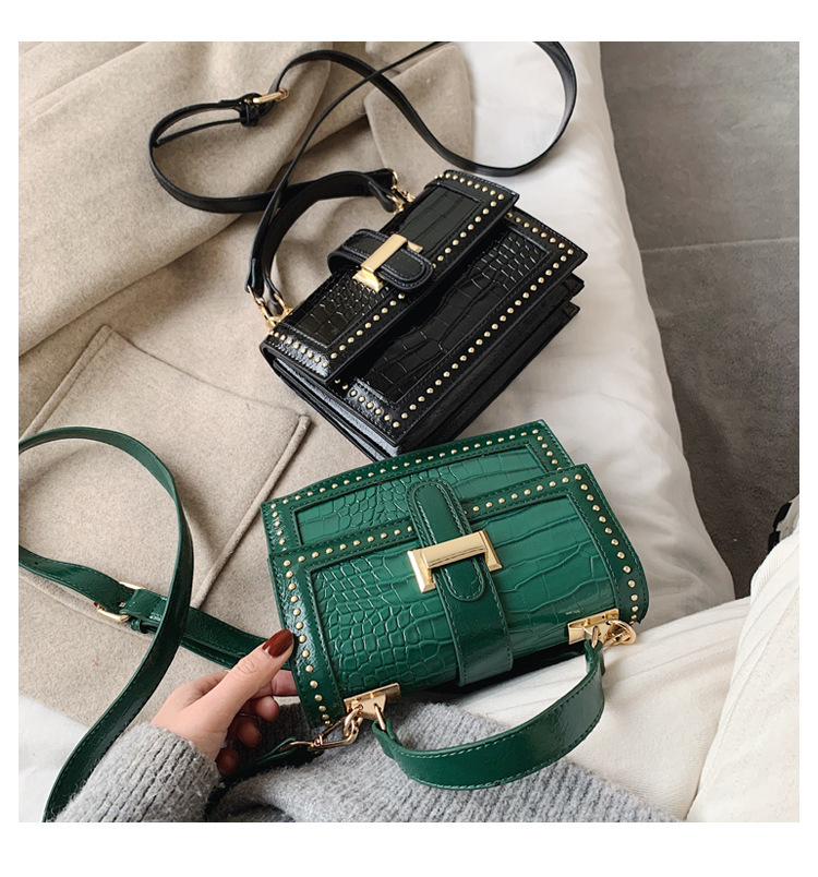 Portable rivet small square bag - Image 4