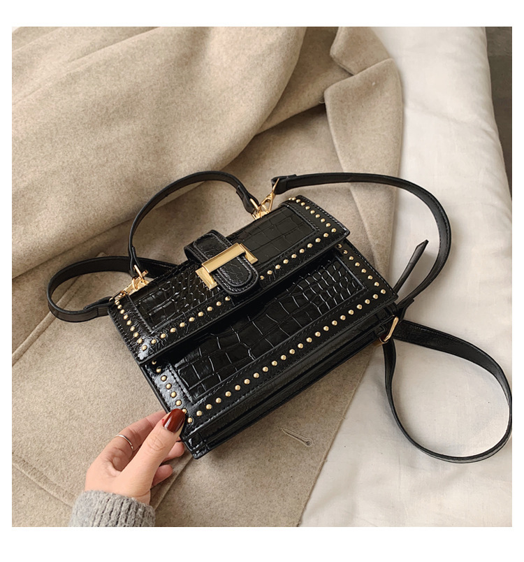 Portable rivet small square bag - Image 8