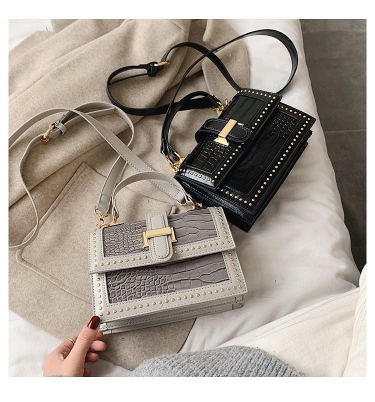 Portable rivet small square bag - Image 5