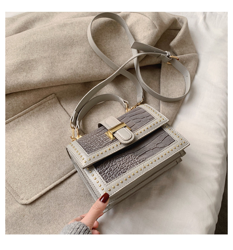 Portable rivet small square bag - Image 3