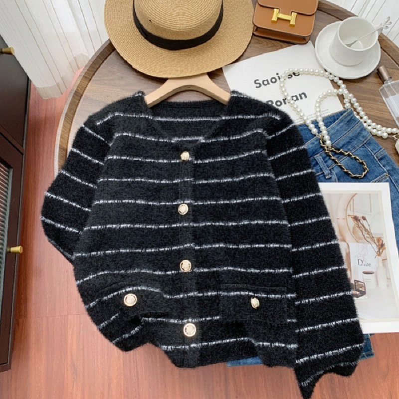Striped Round Metal Button Faux Pocket Round Neck Sweater - Image 5
