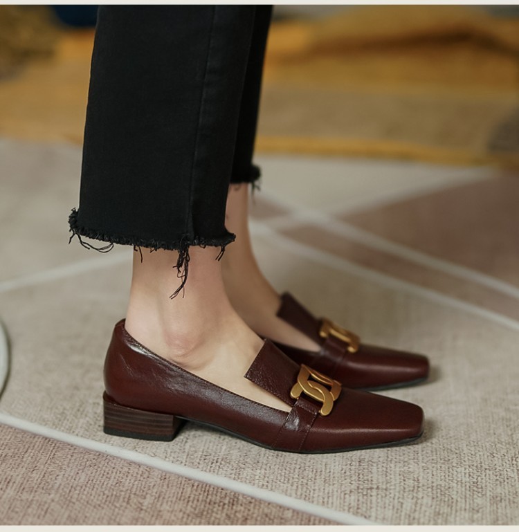 Female Square Toe Low Heel Retro Brown Leather Shoes - Image 5
