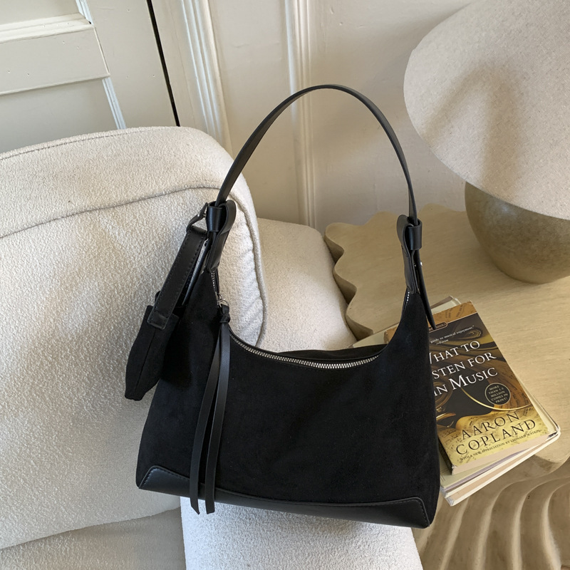 Retro Niche Hand-held Dumpling Versatile Casual Suede Crossbody Shoulder Bag - Image 9