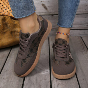 Retro Style Comfortable Chunky Soled Sneakers