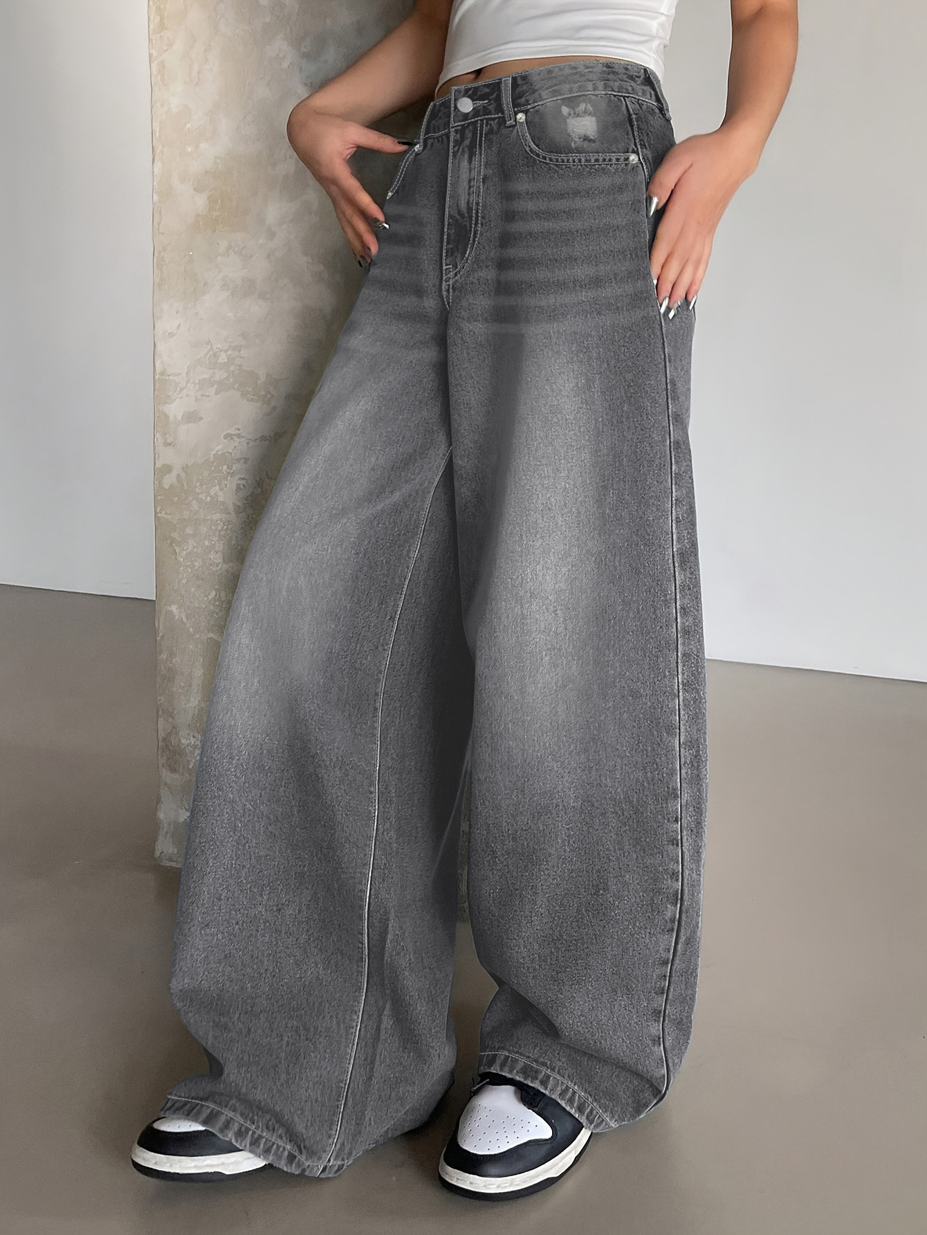 Water-washed Blue Wide-leg Extra-long Floor-length Jeans - Image 5