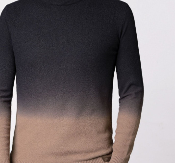 Gradient Colored Slimfitting Thickened Men's Pullover Sweater - Image 2