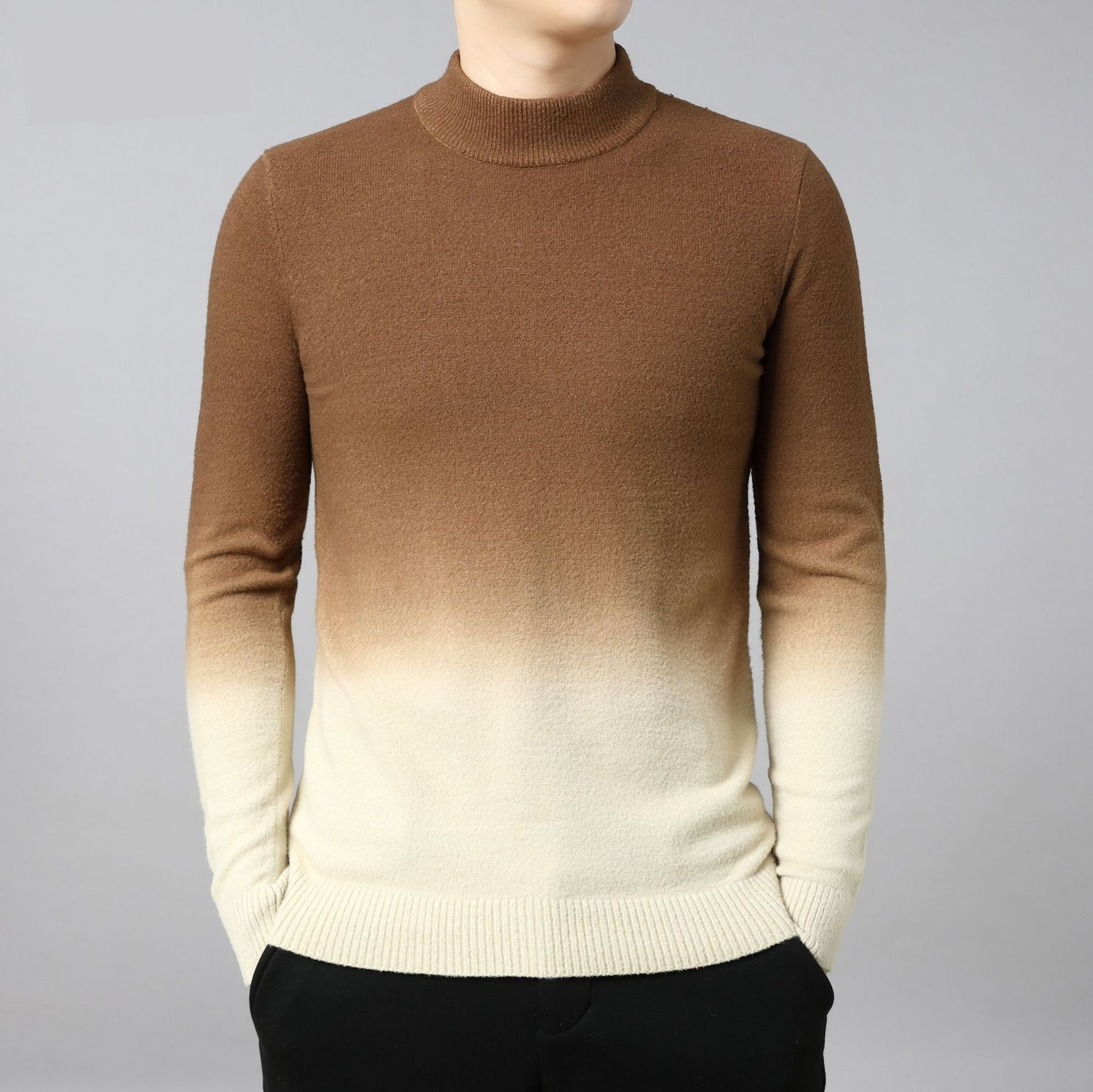 Gradient Colored Slimfitting Thickened Men's Pullover Sweater - Image 3