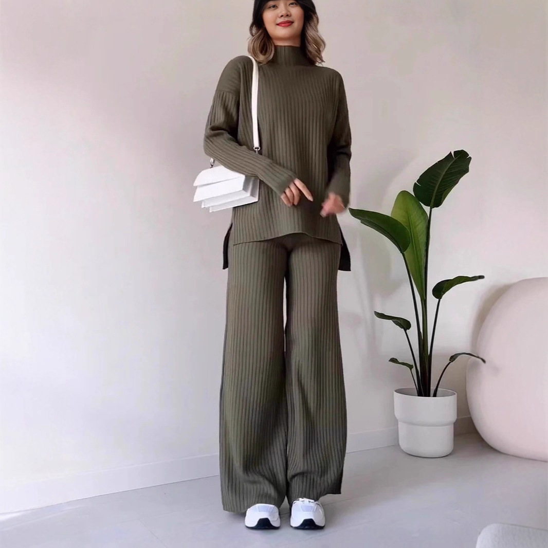 Stylish Minimalist Relaxed Fit Womens Long Sleeve Set - Image 3