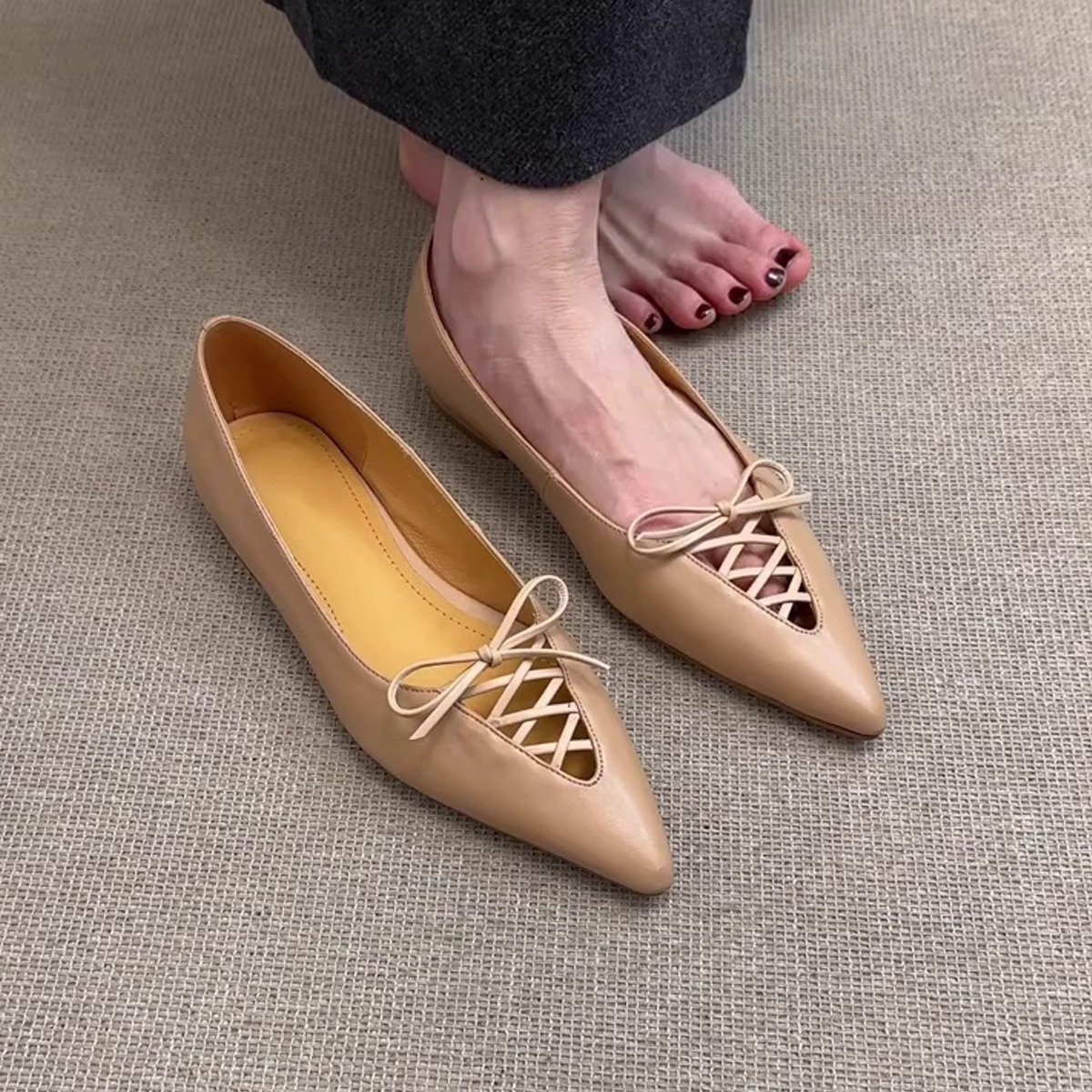 Womens Bow-Knot French Cutout Commuter Flat Shoes - Image 4