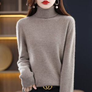 Womens High-neck Wool Sweater A Loose Versatile Knit Perfect For The Office