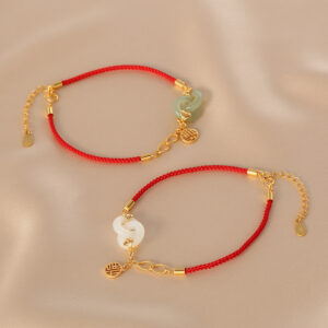Retro Interlocking Braided Red String Bracelet