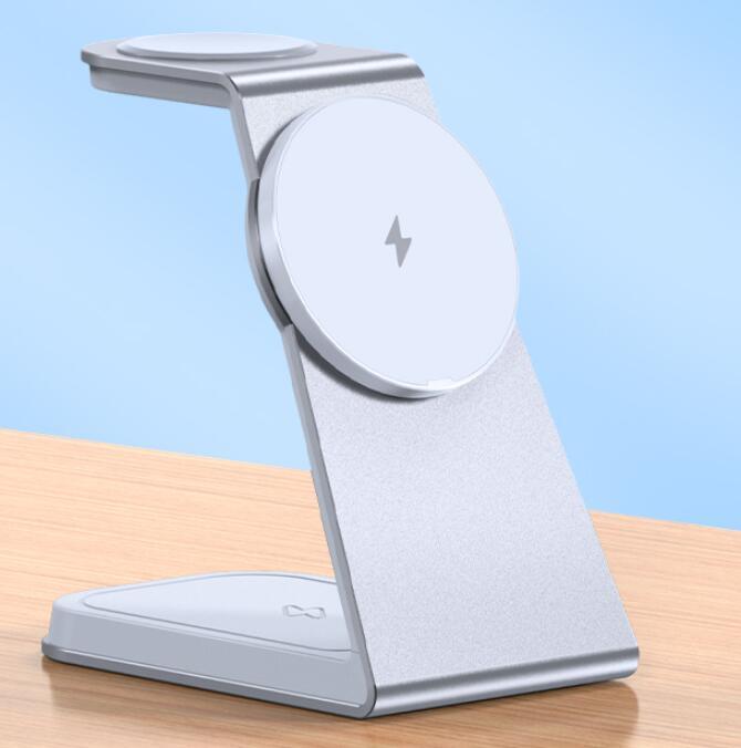 Three-in-one Magnetic Wireless Charger - Image 8