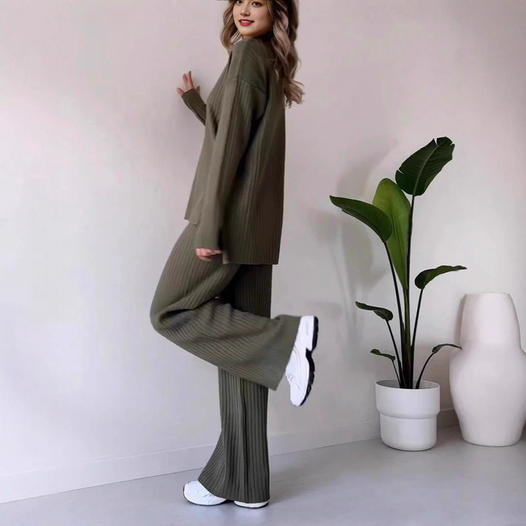 Stylish Minimalist Relaxed Fit Womens Long Sleeve Set - Image 4