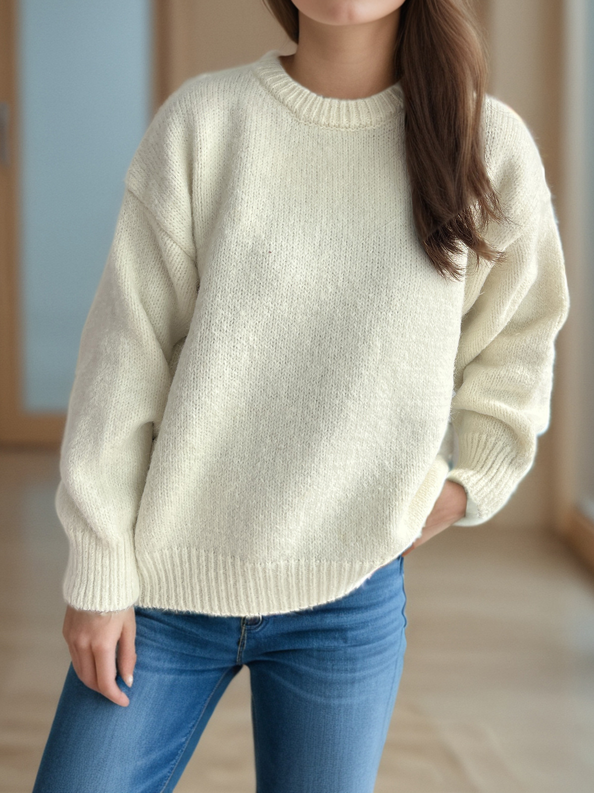 Womens Loose-fitting Crew-neck Sweater For Fall And Winter - Image 7