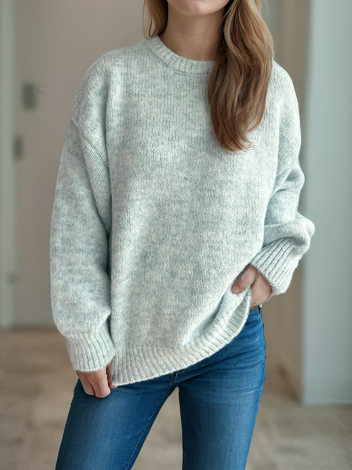 Womens Loose-fitting Crew-neck Sweater For Fall And Winter - Image 10